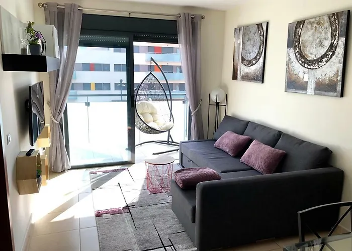Apartamento Con Terraza En La Magalona